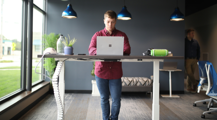 La importancia de la ergonomía: adapta tu espacio de trabajo para cuidar tu salud física y mental