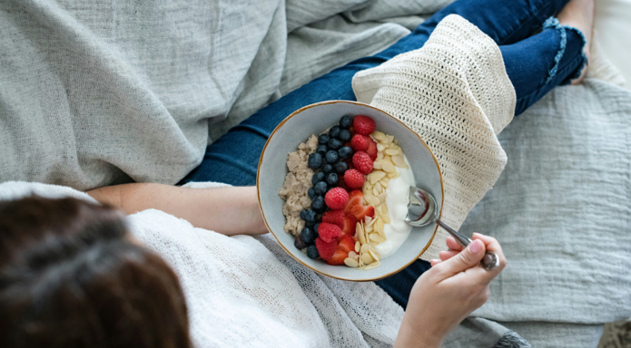 Nutrición, sueño y bienestar: carga el cerebro para tu mejor rendimiento